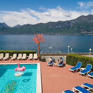 Caribe - Garda Collection 3*, Бренцоне-суль-Гарда Италия