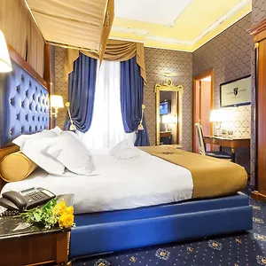 https://manfredi-hotel.it-romehotels.com